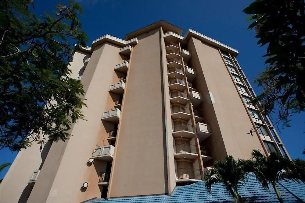 מלון דירות Kahana Beach Resort