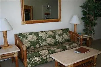 מלון דירות Kahana Beach Resort
